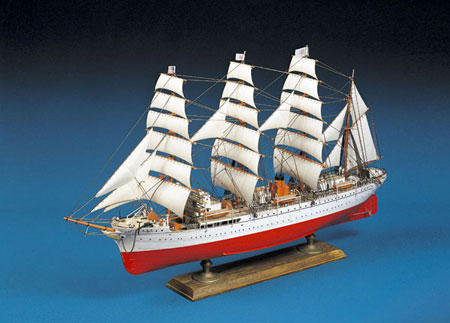 【クリックで詳細表示】大型帆船 No.01 1/150 日本丸 プラモデル(再販)[アオシマ]《在庫切れ》