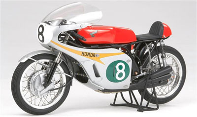 【クリックで詳細表示】マスターワーク 完成品 1/12 ホンダ RC166 GPレーサー No.8[タミヤ]《取り寄せ※暫定》
