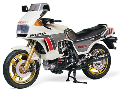 【クリックで詳細表示】プラモデル オートバイシリーズ No.35 1/6 ホンダ CX500 ターボ[タミヤ]《取り寄せ※暫定》