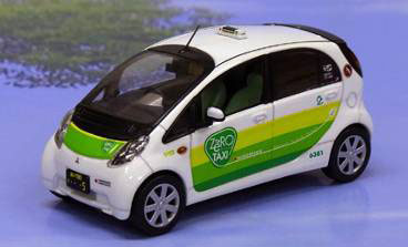 【クリックで詳細表示】Jコレクション レジンモデル 1/43 ミツビシ i-MiEV ZeRO タクシー(ホワイト/グリーン)[京商]《在庫切れ》