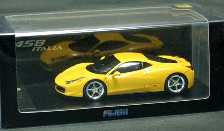 【クリックで詳細表示】トゥルースケール レジン製完成品 1/43 フェラーリ458イタリア(GIALLO MODENA イエロー)[フジミ模型]《在庫切れ》