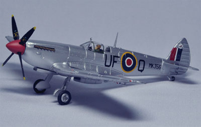 【クリックで詳細表示】ジェミニエーセス 1/72 Spitfire MK.IX ＂Battle of Britain Memorial Flight＂[ガリバー]《発売済・取り寄せ※暫定》
