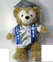 【クリックで詳細表示】ディズニーベア・ダッフィー 2011卒業 限定版[ディズニー]《在庫切れ》