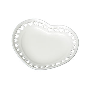 【クリックで詳細表示】タミヤ デコレーションシリーズ No.30 ミニチュア食器(白いハートの小皿)[タミヤ]《取り寄せ※暫定》