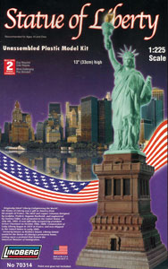 【クリックで詳細表示】リンドバーグ プラモデル 1/225 自由の女神像[プラッツ]《在庫切れ》