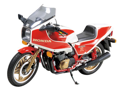 【クリックで詳細表示】1/12 オートバイシリーズ No.008 ホンダ CB1100R プラモデル[タミヤ]《在庫切れ》