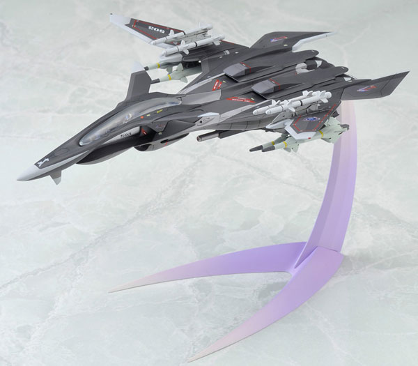 【クリックで詳細表示】アルメカ ABS製塗装済完成品 1/100 戦闘妖精雪風 FFR-41MR メイヴ＂雪風＂[アルター]《在庫切れ》