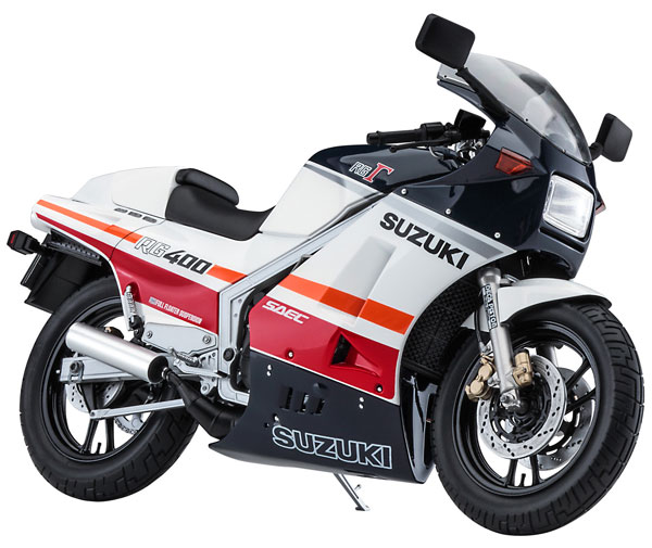1/12 スズキ RG400Γ 前期型“レッド/ホワイトカラー”w/アンダーカウル プラモデル
