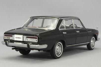 CAM@ Diecast Model - 1/43 1966 Nissan Cedric Special 6 (130) Royal Black TOY-SCL2-12470_03.jpg