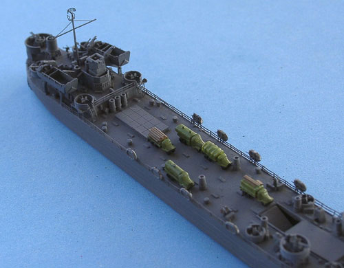 AmiAmi [Character & Hobby Shop] | 1/700 US Navy LST-1 Class Tank ...