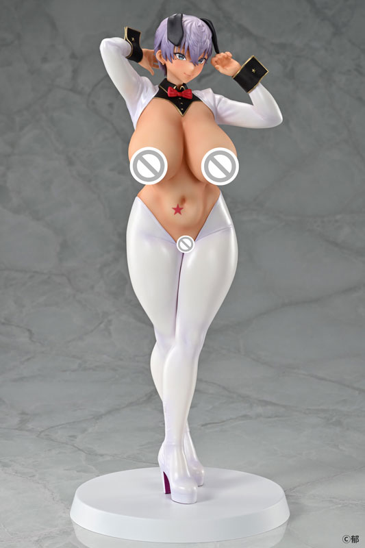 IKU Original Ami-chan Reverse Bunny Suntanned ver. 1/5 Complete Figure(Pre-order)Accessory