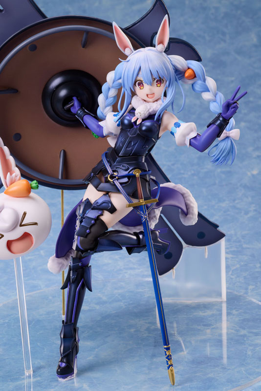 Usada Pekora x Mash Kyrielight 1/7 Collaboration Figure(Pre-order)Scale Figure
