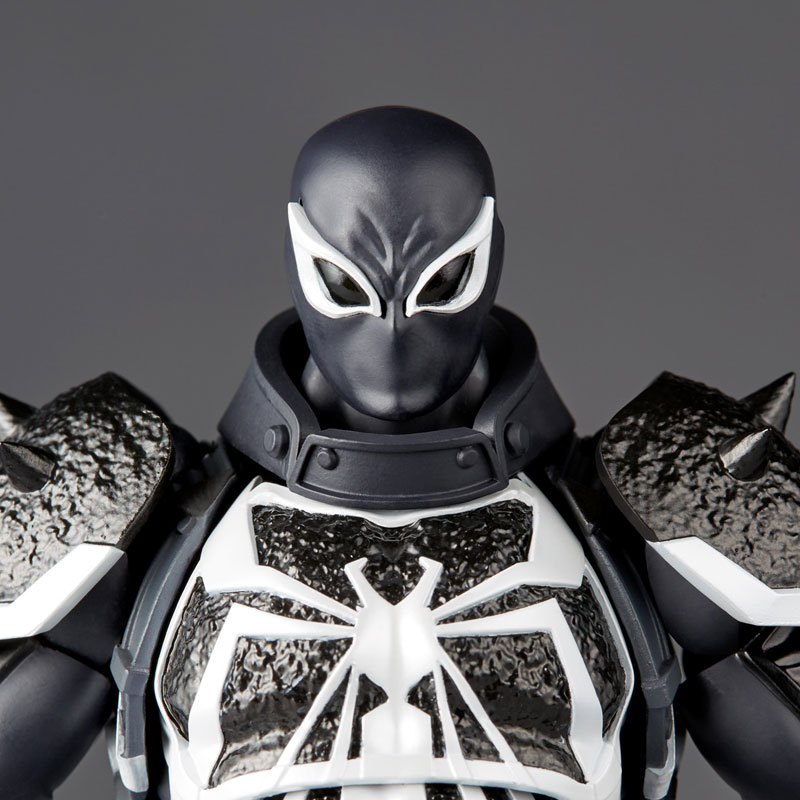 Revoltech Amazing Yamaguchi Agent Venom(Pre-order)Scale Figure