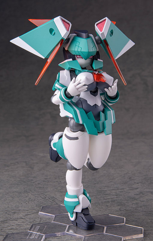 Polynian Motoroid Torin Complete Model Action Figure(Pre-order)Scale Figure