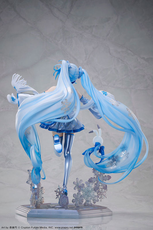 Snow Miku Sky Town 10th Anniversary Ver. 1/7 Complete Figure(Pre-order)Scale Figure