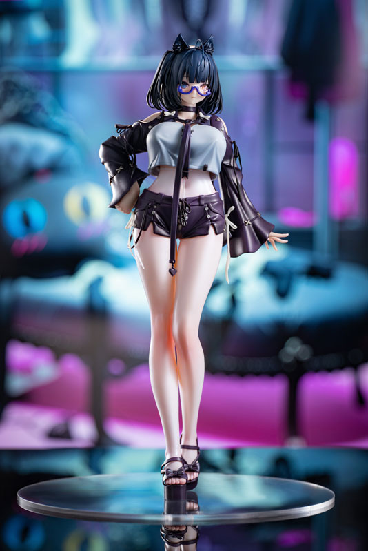 [Bonus] Heichazi is having trouble choosing stockings in a fitting room illustrated by dK.senie 1/6 Complete Figure(Provisional Pre-order)Scale Figure