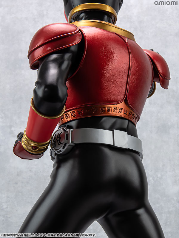 [Exclusive Sale] Ultimate Article Kamen Rider Kuuga (Mighty Form) Complete Figure(Pre-order)(Single Shipment)Scale Figure