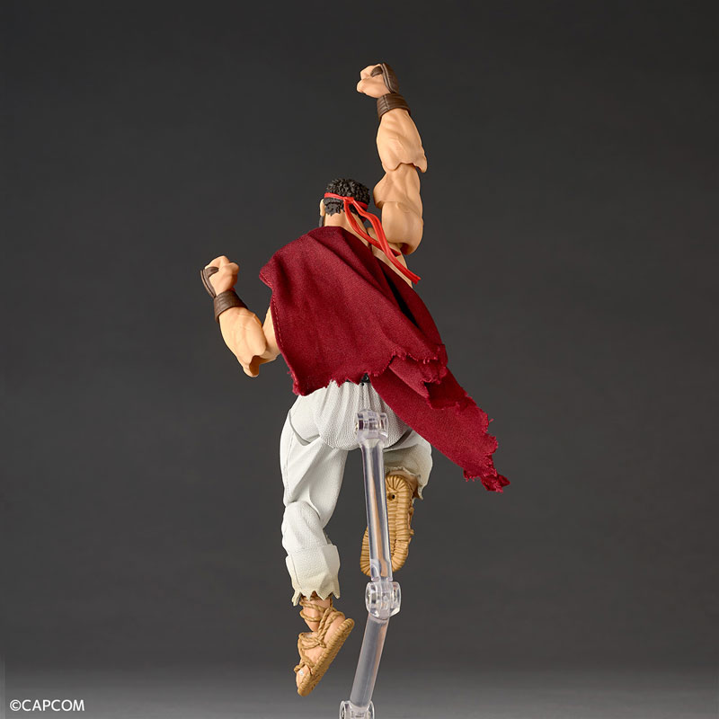 Revoltech Amazing Yamaguchi Street Fighter 6 Ryu(Pre-order)Scale Figure