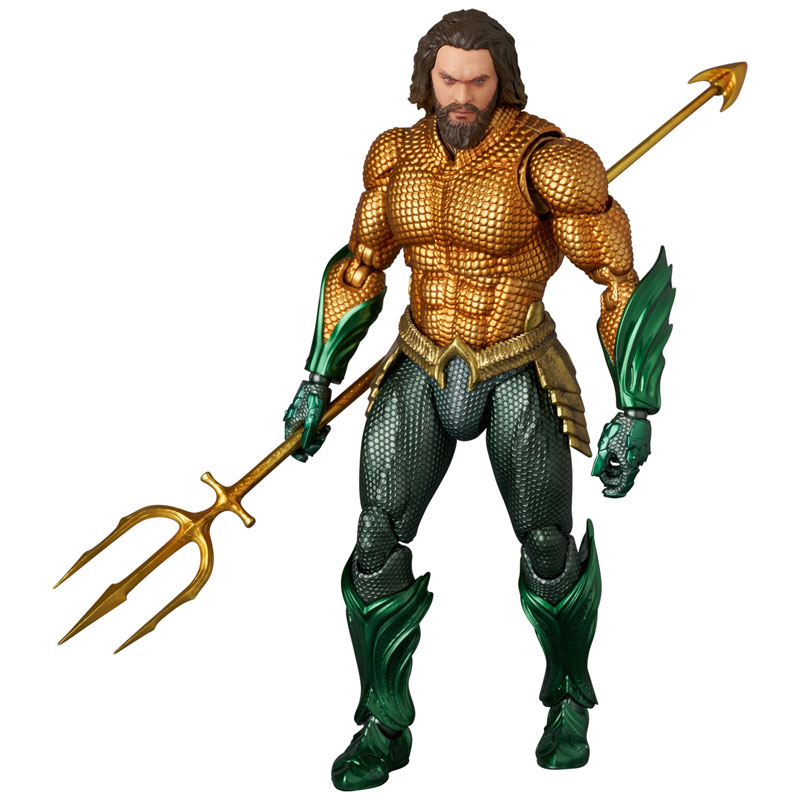 MAFEX No.267 MAFEX AQUAMAN (GOLD & GREEN SUIT) 