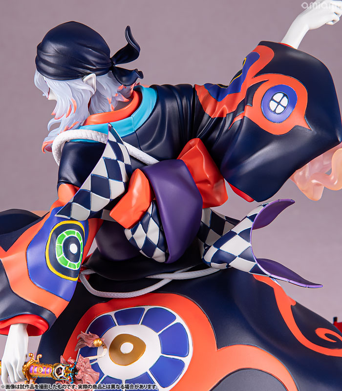 ARTFX J 