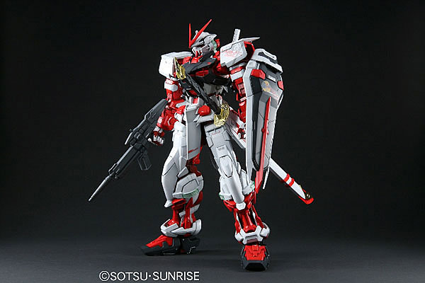 【中古】(本体A-/箱B)【特典】PG 機動戦士ガンダムSEED ASTRAY 1/60 ガンダムアストレイ レッドフレーム プラモデル[バンダイ]《発売済・在庫品》