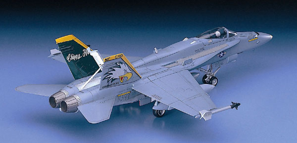 【中古】1/72 F/A-18C ホーネット プラモデル[ハセガワ]