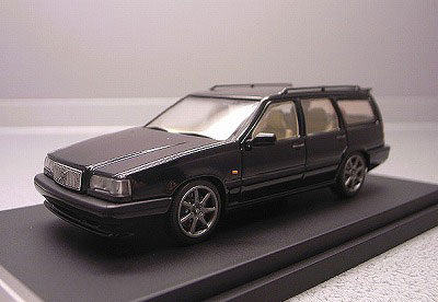 HPI 1/43 ボルボ 850R エステート (ブラック) 1/43 ダイキャストモデル ボルボ 850R エステート(ブラック)[hpi