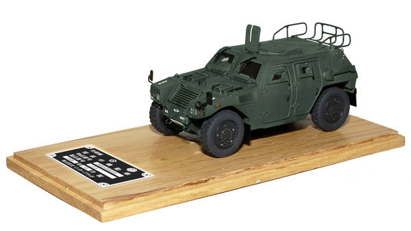 自衛隊モノクロームインターアライド激レア小型トラック警務車両絶版