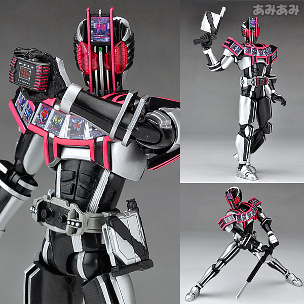 仮面ライダーディケイドコンプリートフォーム アイテム勢ぞろい - 特撮