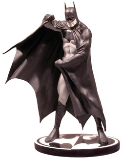 バットマン ミニスタチュー ブラック＆ホワイト アレックス・ロス版[DC 