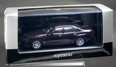 京商　1/43日産スカイラインGT-R(R33)オーテックバージョン　パープル Amazon | 京商 1/43 日産 スカイライン GT-R AUTECH VERSION 40th