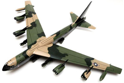 1/100 ミニジェット機シリーズ No.25 ボーイング B-52D ストラト 