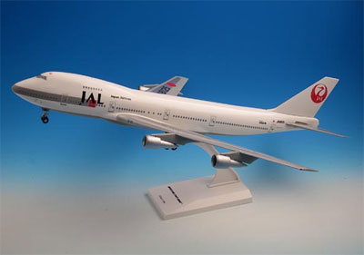 エバーライズ デスクトップモデル 1/200 JAL 鶴丸塗装 747-200 JA8125