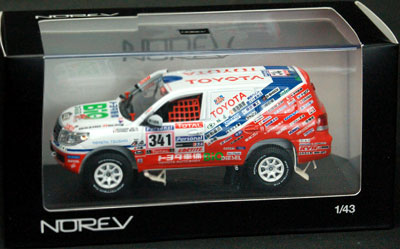 ノレブ 完成品 1/43 トヨタ ランドクルーザー 2010年ダカールラリー No