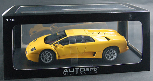ダイキャストモデルカー 1/18 ランボルギーニ ディアブロ 6.0