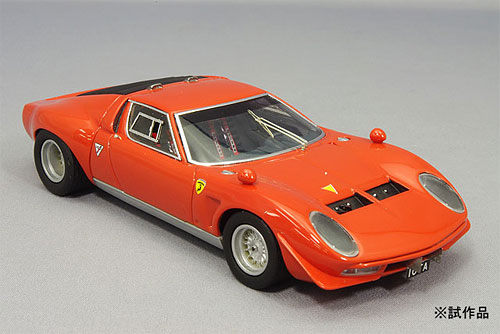 レジンモデル 1/43 ランボルギーニ イオタ(JOTA) 1971 レッド[CAM