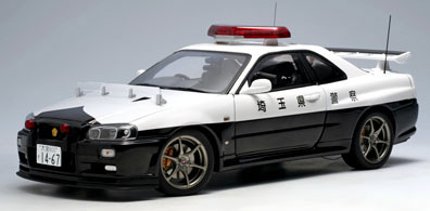 オートアート ダイキャスト・モデルカー 1/18 日産 スカイライン