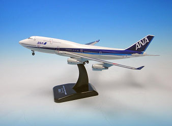 ANA 飛行機模型BOEING747-400 JA8098 (1/100)