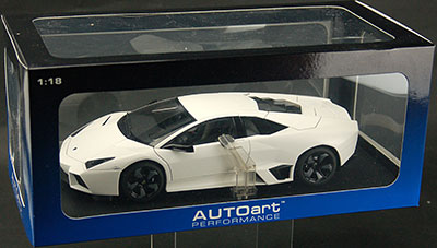 ダイキャスト・モデルカー 1/18 ランボルギーニ レヴェントン