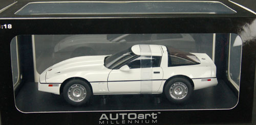 ダイキャストモデルカー 1/18 シボレー コルベット 1986