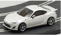 スロットカー Dslot43 スペアボディ 1/43 トヨタ 86 （ホワイトパール）[京商]《在庫切れ》
