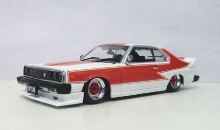 DISM SKYLINE 2000 GT-ES ホワイト 1/43 DISM SKYLINE 2000 GT-ES