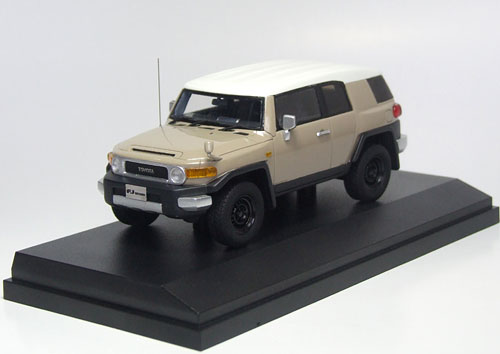 レジン製 1/43 トヨタ FJ クルーザー(2010) ツートーン ベージュ[ハイ