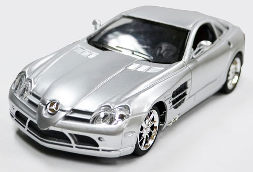 RCカー 1/24 メルセデスベンツ SLR シルバー[童友社]《在庫切れ》