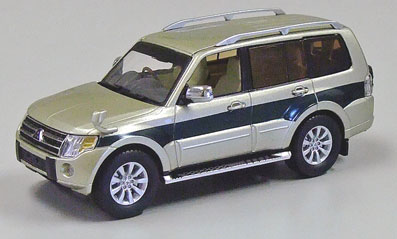 Jコレクション ダイキャストモデル 1/43 三菱 パジェロ ロング Super