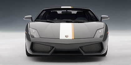 ダイキャスト・モデルカー 1/18 ランボルギーニ ガヤルド LP550-2