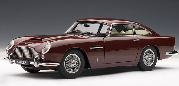ダイキャスト・モデルカー 1/18 アストン マーチン DB5 （ワインレッド