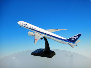 完成品モデル 1/400 777-300ER JA784A Inspiration of JAPAN