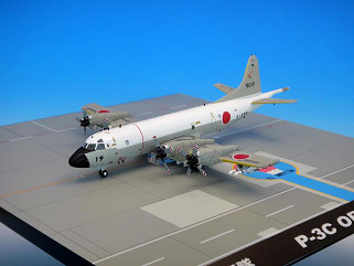 完成品モデル 1/200 海上自衛隊 P-3C ＃5019 ハイビジ 厚木 51FS