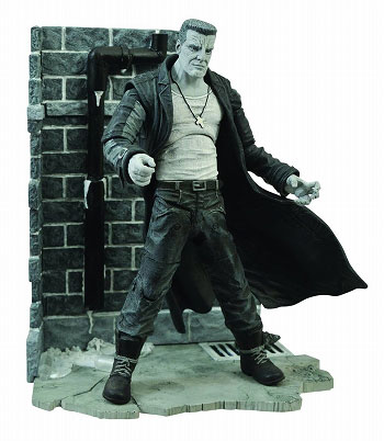 SIN CITY フランクミラーコミック版モノクロカラー フィギュア マーヴ SIN CITY フランクミラーコミック版モノクロカラー フィギュア